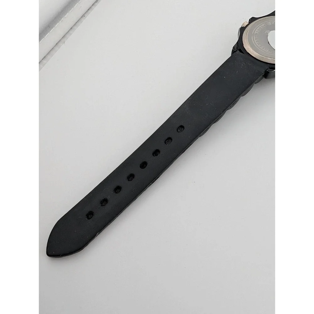Geneva Women's Watch 32mm Case Rhinestone Bezel Black Silicone Band- New Battery